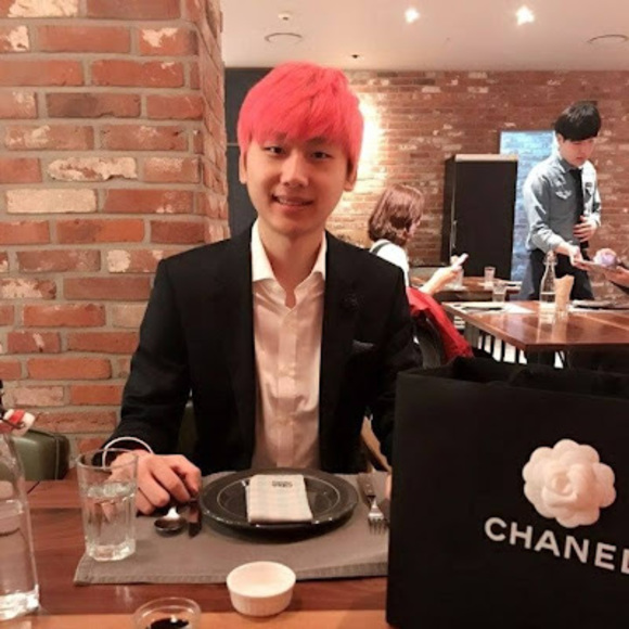 Profile Picture of Yongmin Kim (@febbydota) on Poshmark