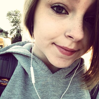 Profile Picture of Alyssa Williamson (@nicole143_aly) on Twitter