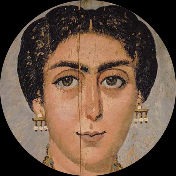 Profile Picture of Gabby Ramos (@kamaji688) on Poshmark