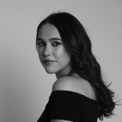 Profile Picture of Chloe Carrier (@chloecarrier6) on Twitter