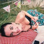 Profile Picture of Rebecca Mansfield (@bettybetbets) on Instagram