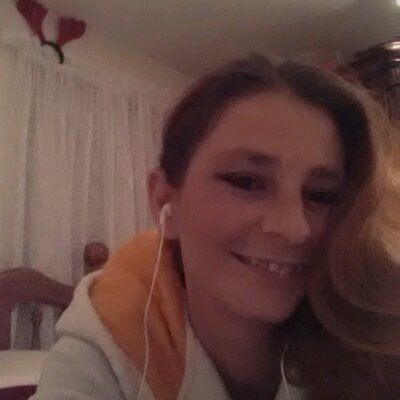 Profile Picture of Miranda  Bateman (@randas34) on Twitter