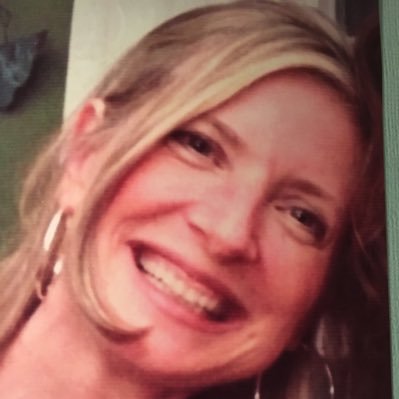 Profile Picture of Lauren Breen (@LaurenBreen11) on Twitter