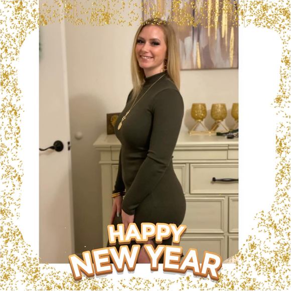 Profile Picture of Christina Botelho (@christinabot842) on Poshmark