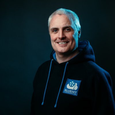 Profile Picture of Peter Craven (@blueskyvideoguy) on Twitter