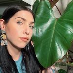 Profile Picture of Penny (@plantsandsass) on Instagram