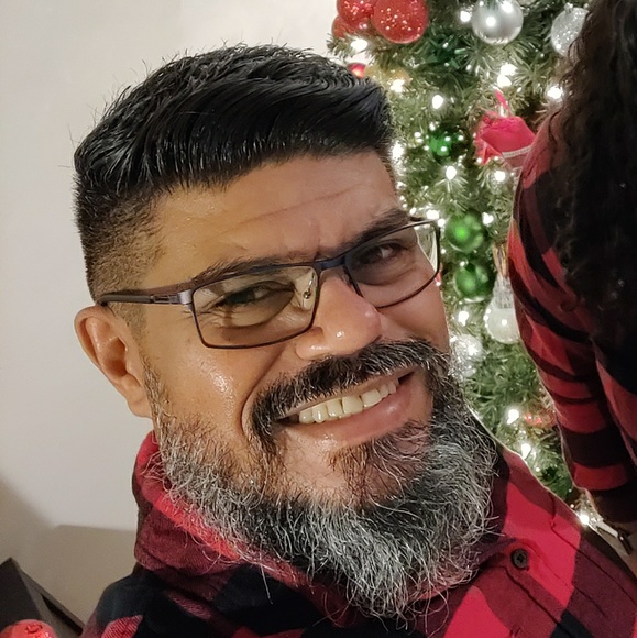 Profile Picture of Alexandre Cassimiro (@acassimiro1971) on Poshmark