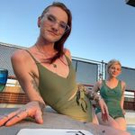 Profile Picture of Queenofcats (@clarestover) on Instagram