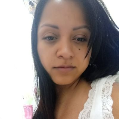 Profile Picture of Glenda Hernández (@glendysher) on Twitter