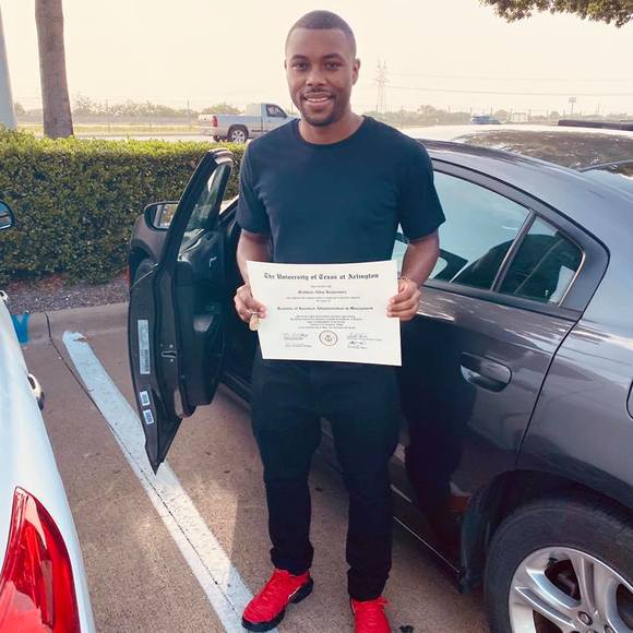 Profile Picture of Matthew Roquemore (@mroquemore19) on Poshmark