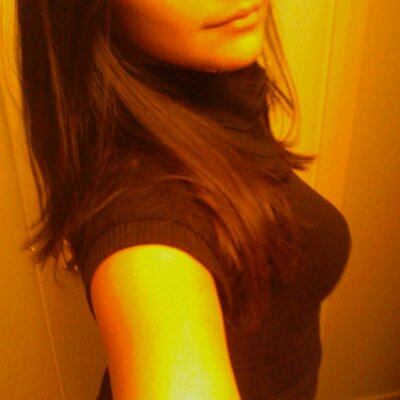 Profile Picture of Ivy Rodriguez (@ivyrodriguez417) on Twitter