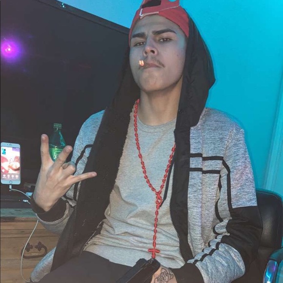 Profile Picture of Isaac Franco (@isaac2468) on Poshmark