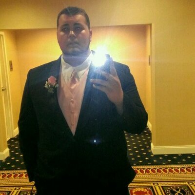 Profile Picture of Nick Frazee (@Crazy4Frazee) on Twitter