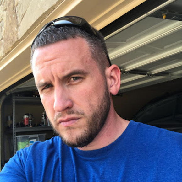 Profile Picture of Andrew Stearns (@andrewstrns10) on Poshmark