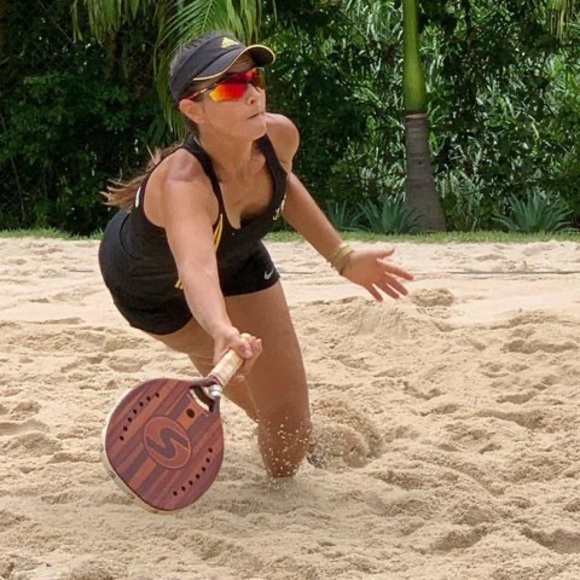 Profile Picture of Julieta Leon machado (@leonjulieta) on Poshmark