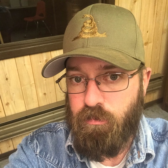 Profile Picture of Todd Box (@toddbox) on Poshmark