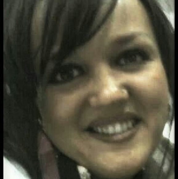 Profile Picture of Chasity Bradley (@cbradley1977) on Poshmark