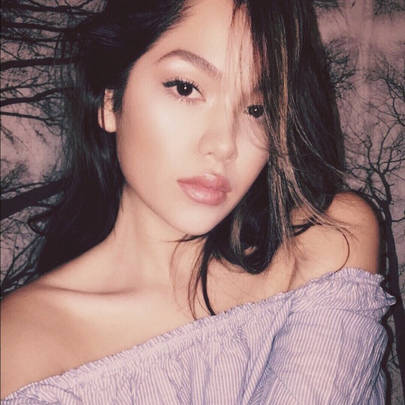 Profile Picture of Monika Ramirez (@monikamoon) on Poshmark