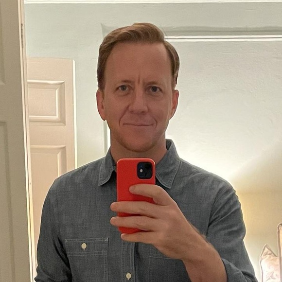 Profile Picture of Matt Townsend (@matt_townsend) on Poshmark