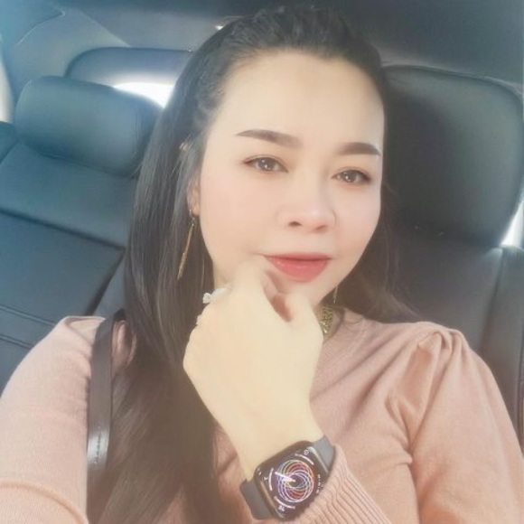 Profile Picture of Trần Liên (@luyntran1982) on Poshmark