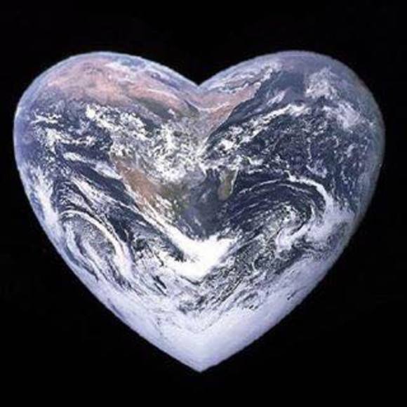 Profile Picture of Marcia England (@england536) on Poshmark