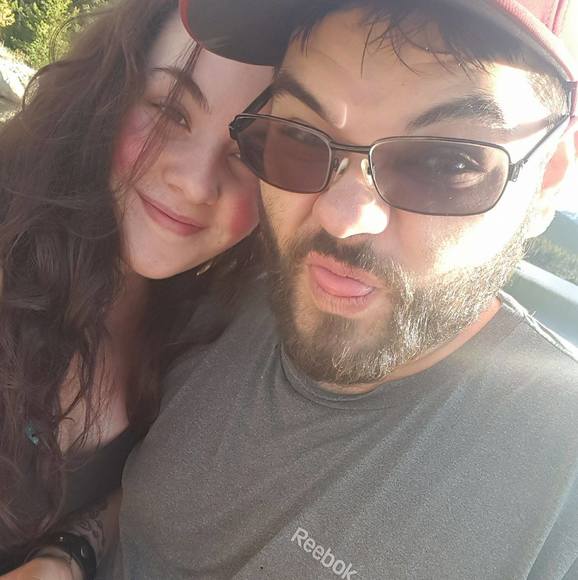 Profile Picture of Sam Farris (@sammers1997) on Poshmark