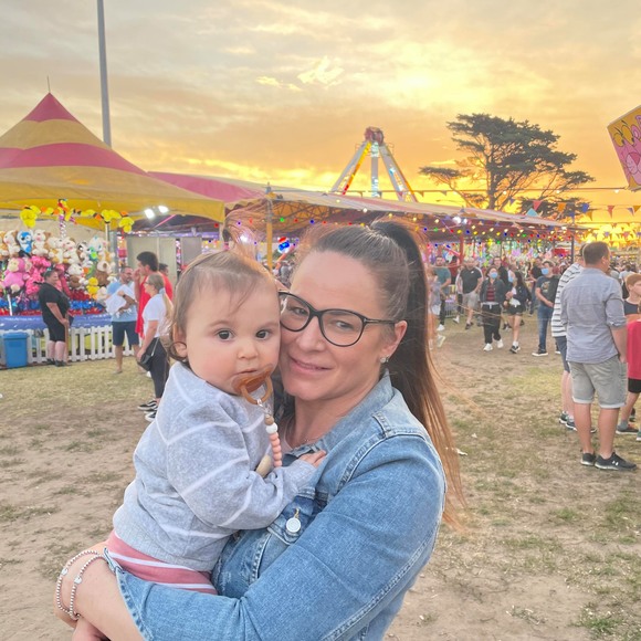 Lisa Tamburini - Poshmark Profile Picture of Lisa Tamburini (@lilitamburini) on Poshmark