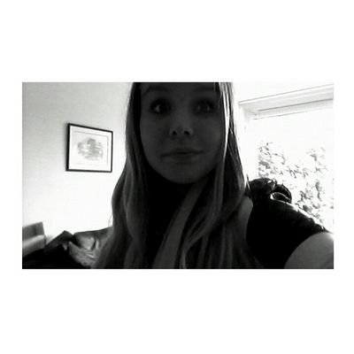 Profile Picture of Kim ♡ (@kimhardeman1) on Twitter