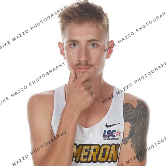 Profile Picture of Chris Dunn (@chrisdunn825) on Poshmark