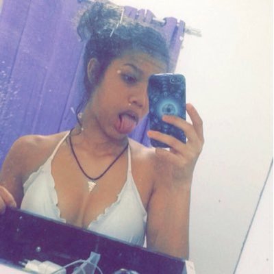Profile Picture of Jú Pancada (@juliafreitas116) on Twitter