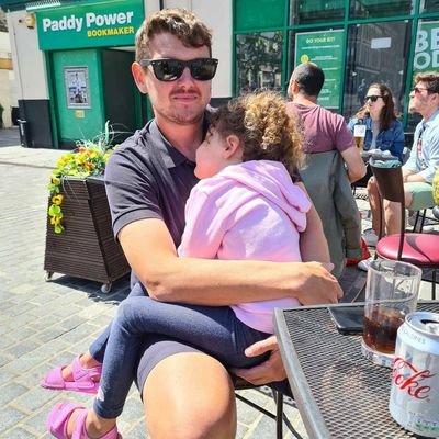 Profile Picture of Sean Simpson (@sean_simo) on Twitter