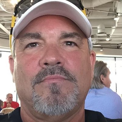 Profile Picture of Bob Labbett (@DrRobertSmiley) on Twitter