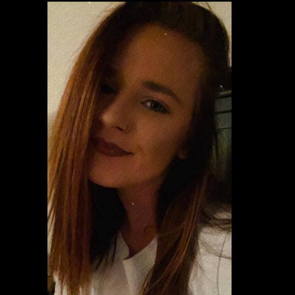 Profile Picture of Taylor Coggins (@tay_1607) on Poshmark
