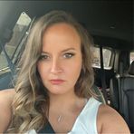 Profile Picture of Crystal Curry (@crystal.curry.5186) on Facebook