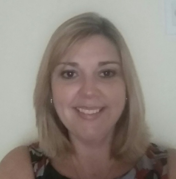 Profile Picture of Paula Ferguson (@paulafergy) on Poshmark