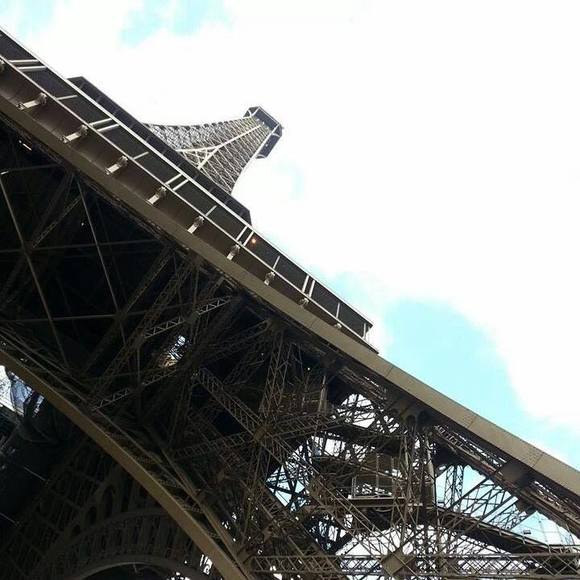 Profile Picture of Rowena Yu (@rowenayu) on Poshmark