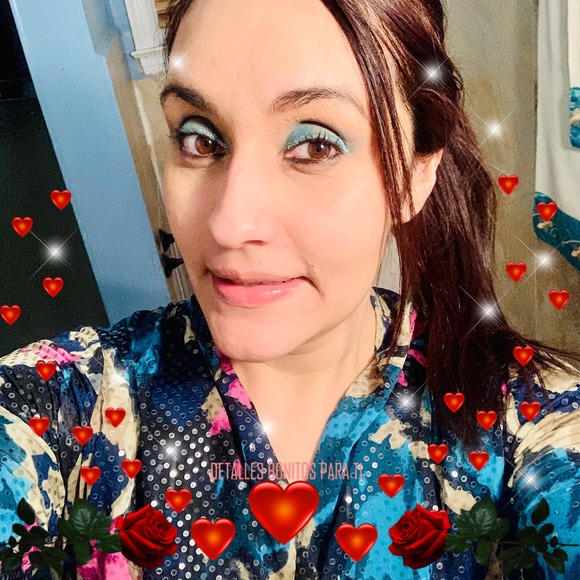 Selene Cisneros - Poshmark Profile Picture of Selene Cisneros (@selenecisner361) on Poshmark