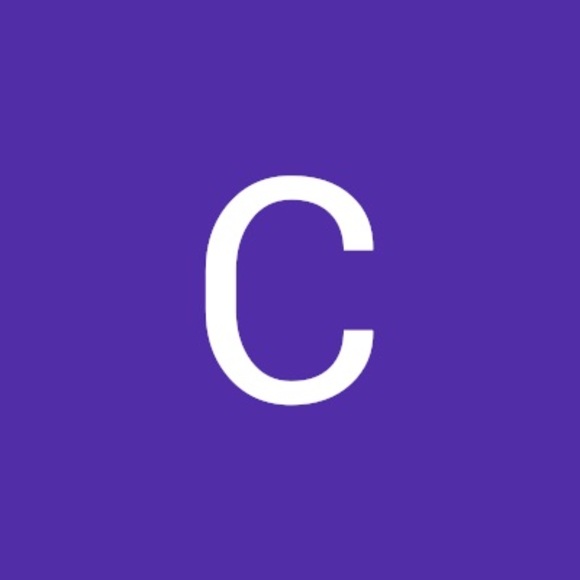 Profile Picture of Crisleidy Valette (@crisleidyv) on Poshmark