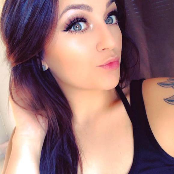 Profile Picture of Brooklyn Bershad (@brookbaby1011) on Poshmark