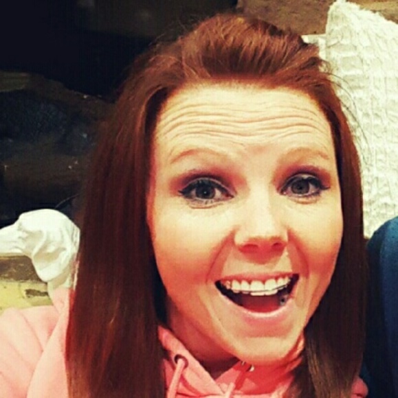 Profile Picture of Kayla Seaborn (@kmseaborn) on Poshmark