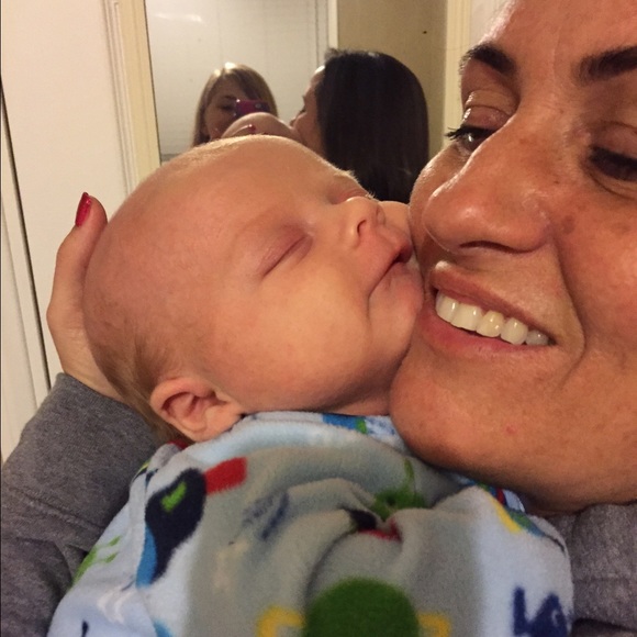 Profile Picture of Krista Armogida (@kristaarmogida) on Poshmark