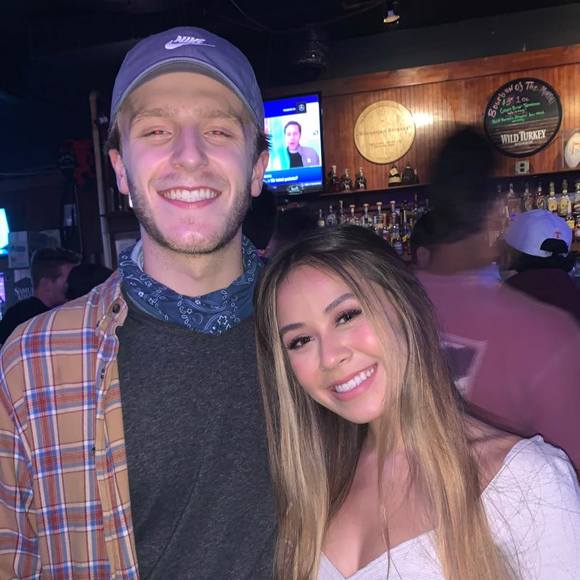 Marissa Panzera - Poshmark Profile Picture of Marissa Panzera (@riss_panzera) on Poshmark