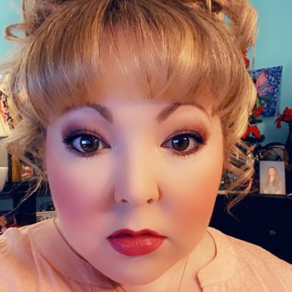 Profile Picture of Brandy Arsenault (@brandyd0814) on Poshmark