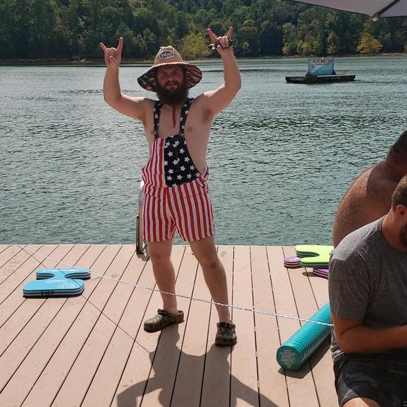 Profile Picture of Logan Studer (@studerlogan5) on Poshmark