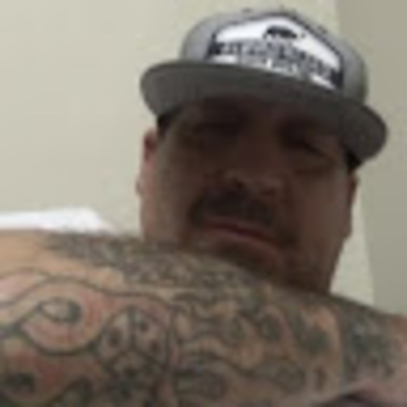 Profile Picture of Scott Gibbs (@scottgibbs222) on Poshmark