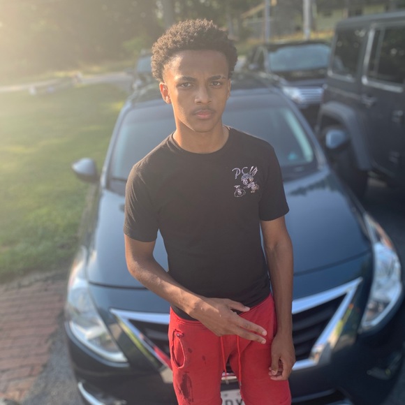 Profile Picture of Clinton Stewart (@clintcustoms) on Poshmark