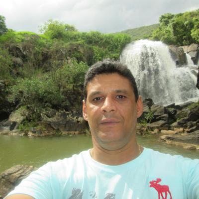 Profile Picture of Adriano Souza Rocha (@adrianorocha) on Twitter