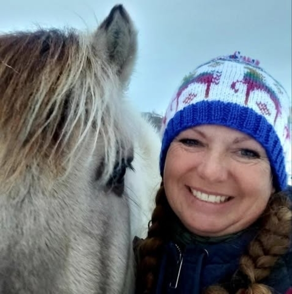 Profile Picture of Brianne Stromberg (@boshorse) on Poshmark