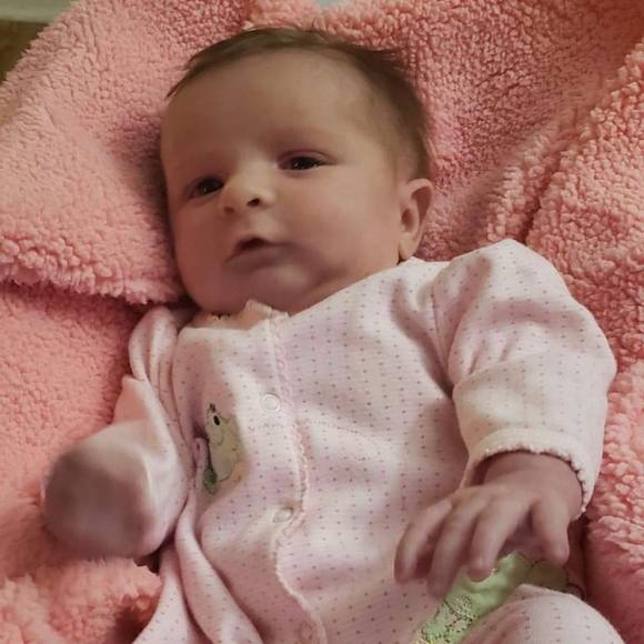 Profile Picture of Becky Winborne (@beccawinb) on Poshmark