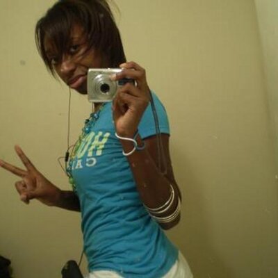 Profile Picture of Alysha Foster (@shawtyybadd5) on Twitter